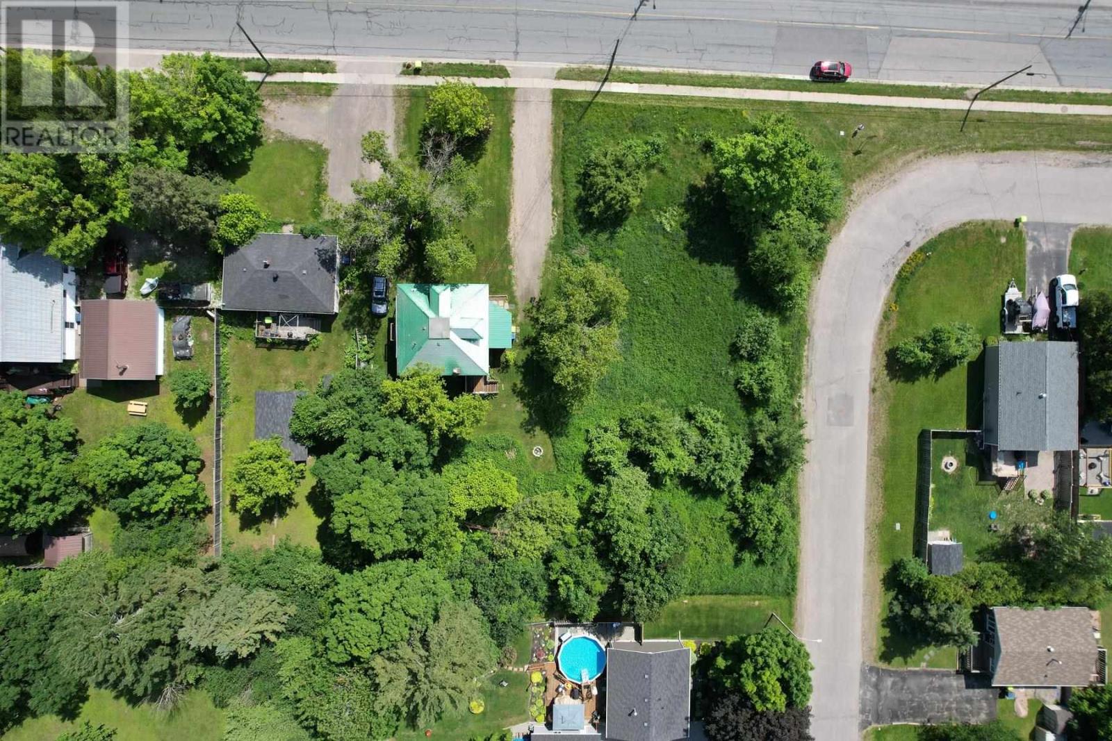 16 Hillside Dr, Sault Ste. Marie, Ontario  P6C 3W3 - Photo 8 - SM260762