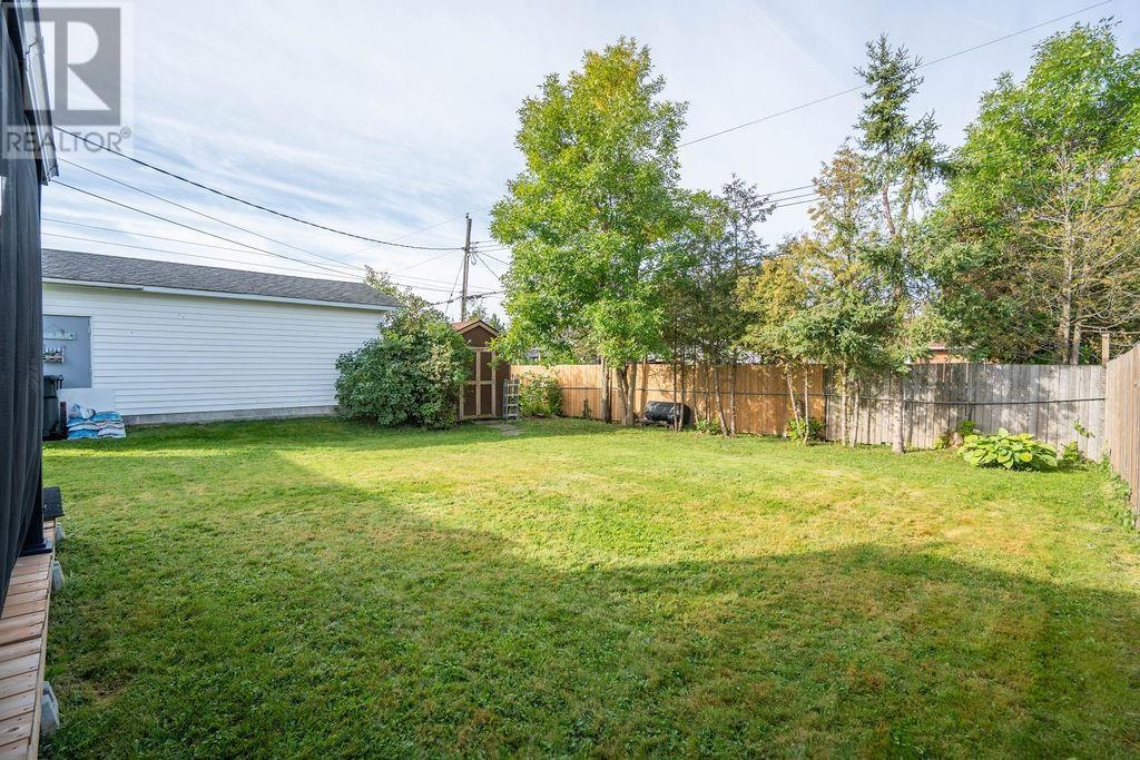131 Allard St, Sault Ste. Marie, Ontario  P6B 5G3 - Photo 8 - SM262627