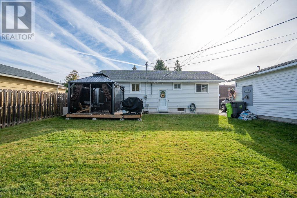 131 Allard St, Sault Ste. Marie, Ontario  P6B 5G3 - Photo 7 - SM262627