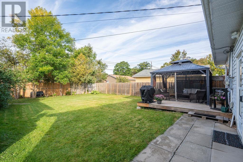 131 Allard St, Sault Ste. Marie, Ontario  P6B 5G3 - Photo 9 - SM262627
