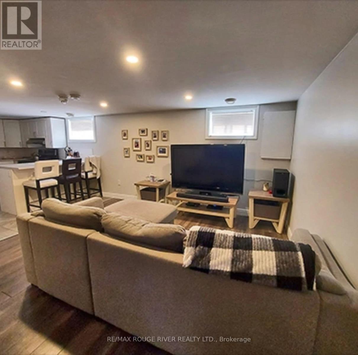 Bsmt - 509 Adelaide Avenue W, Oshawa, Ontario  L1J 2J2 - Photo 4 - E13813224