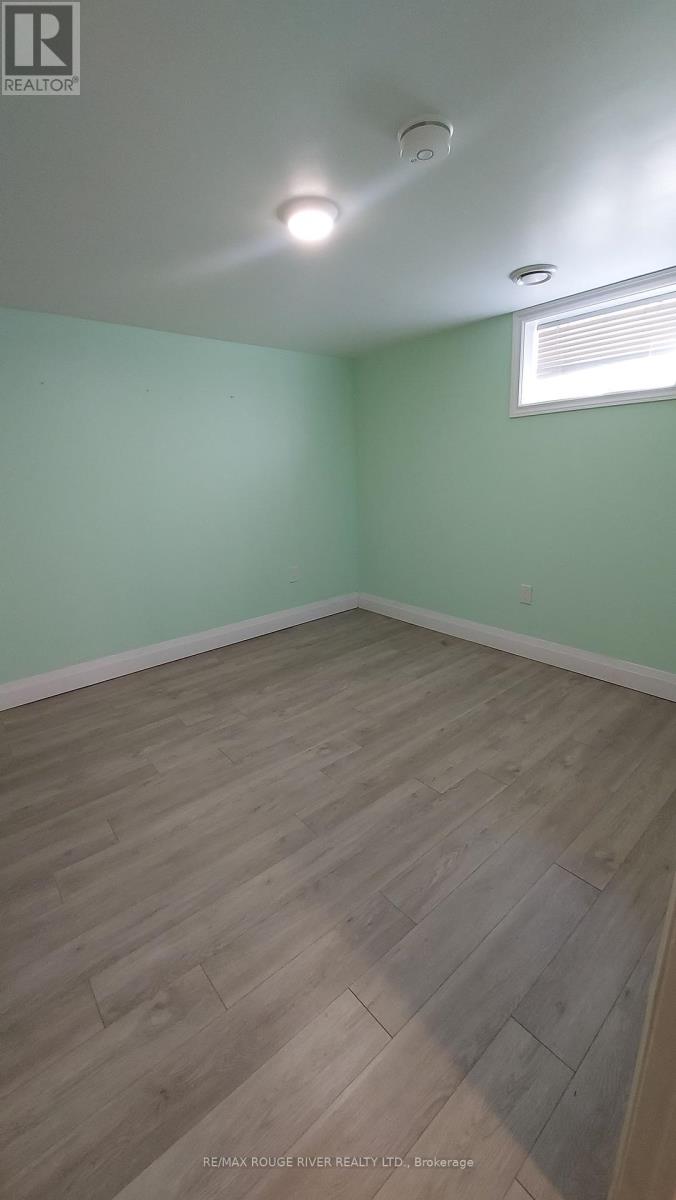 Bsmt - 509 Adelaide Avenue W, Oshawa, Ontario  L1J 2J2 - Photo 6 - E13813224