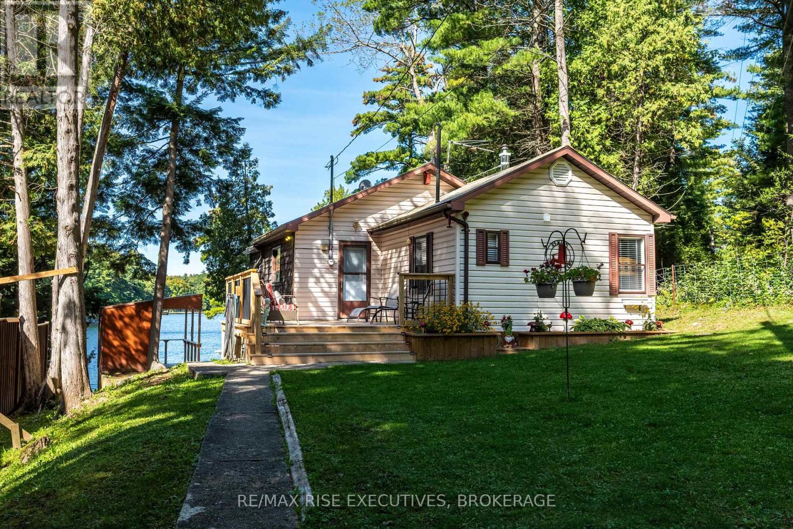 1123 WILLYS LANE, Frontenac, Ontario