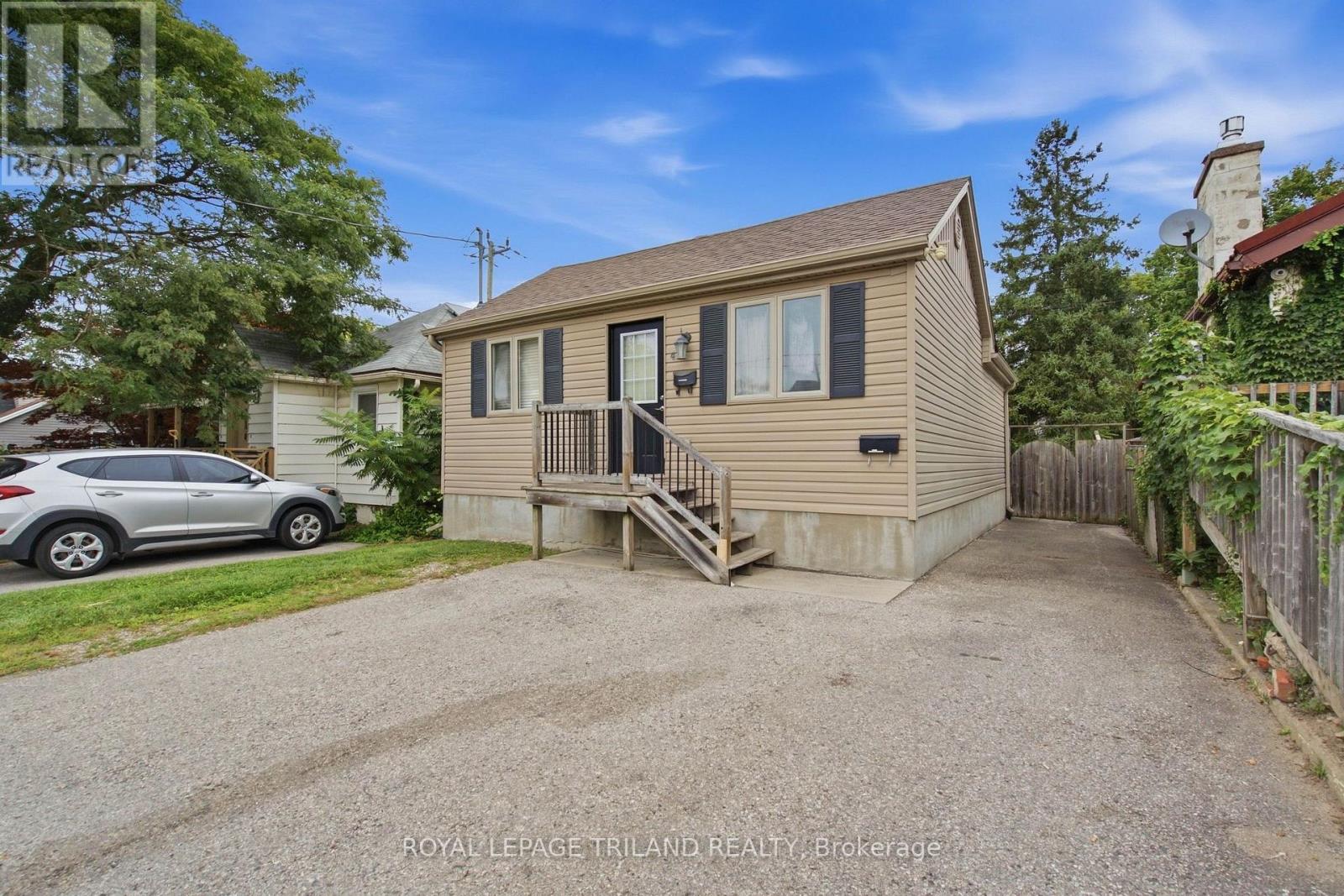 Lower - 4 Emery Street W, London South, Ontario  N6J 1P9 - Photo 3 - X13813022