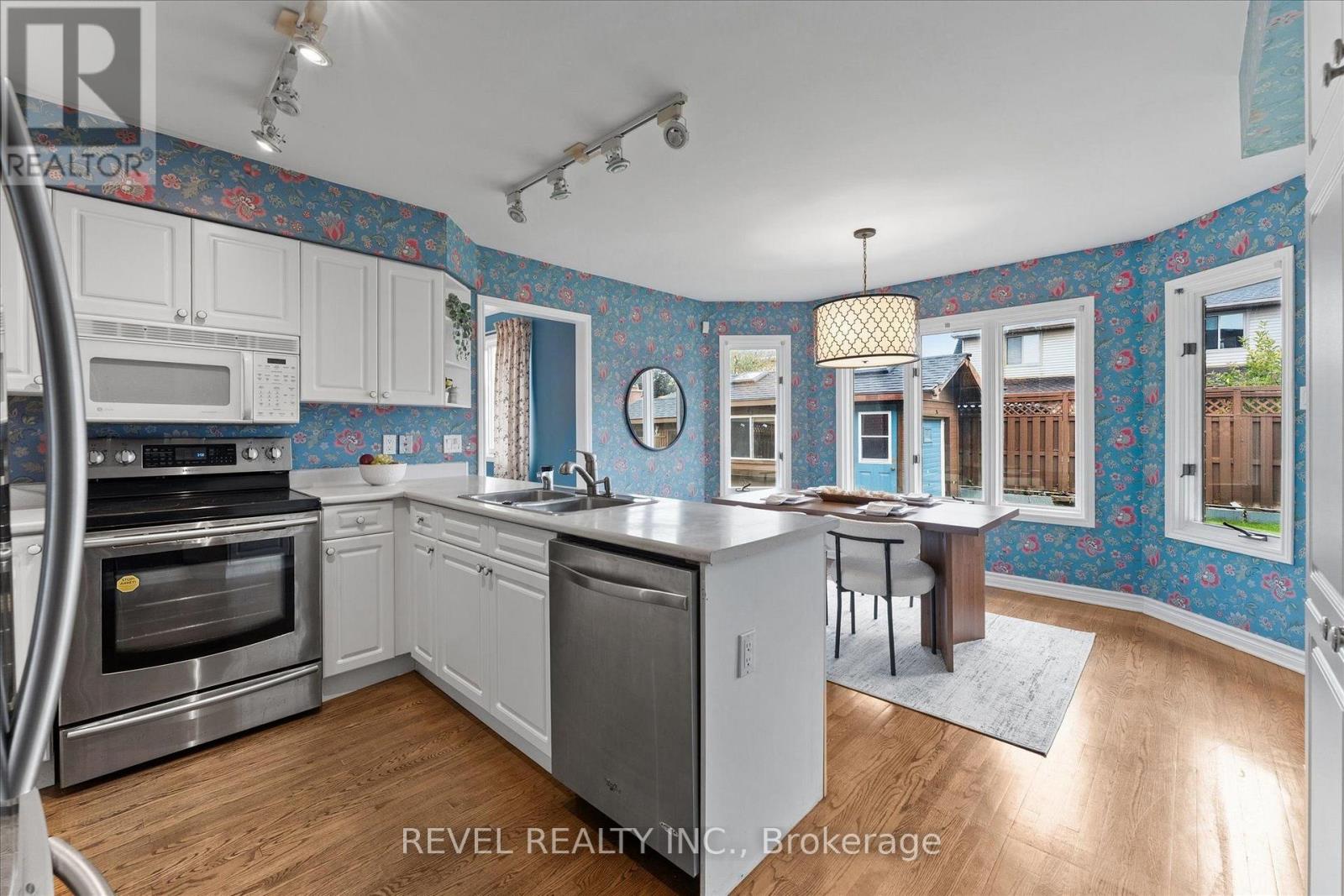 51 Napoleon Drive N, London East, Ontario  N5V 4A9 - Photo 11 - X13813302