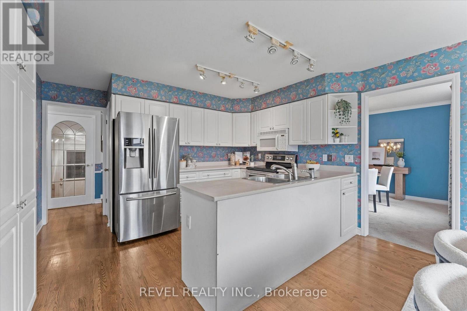 51 Napoleon Drive N, London East, Ontario  N5V 4A9 - Photo 9 - X13813302