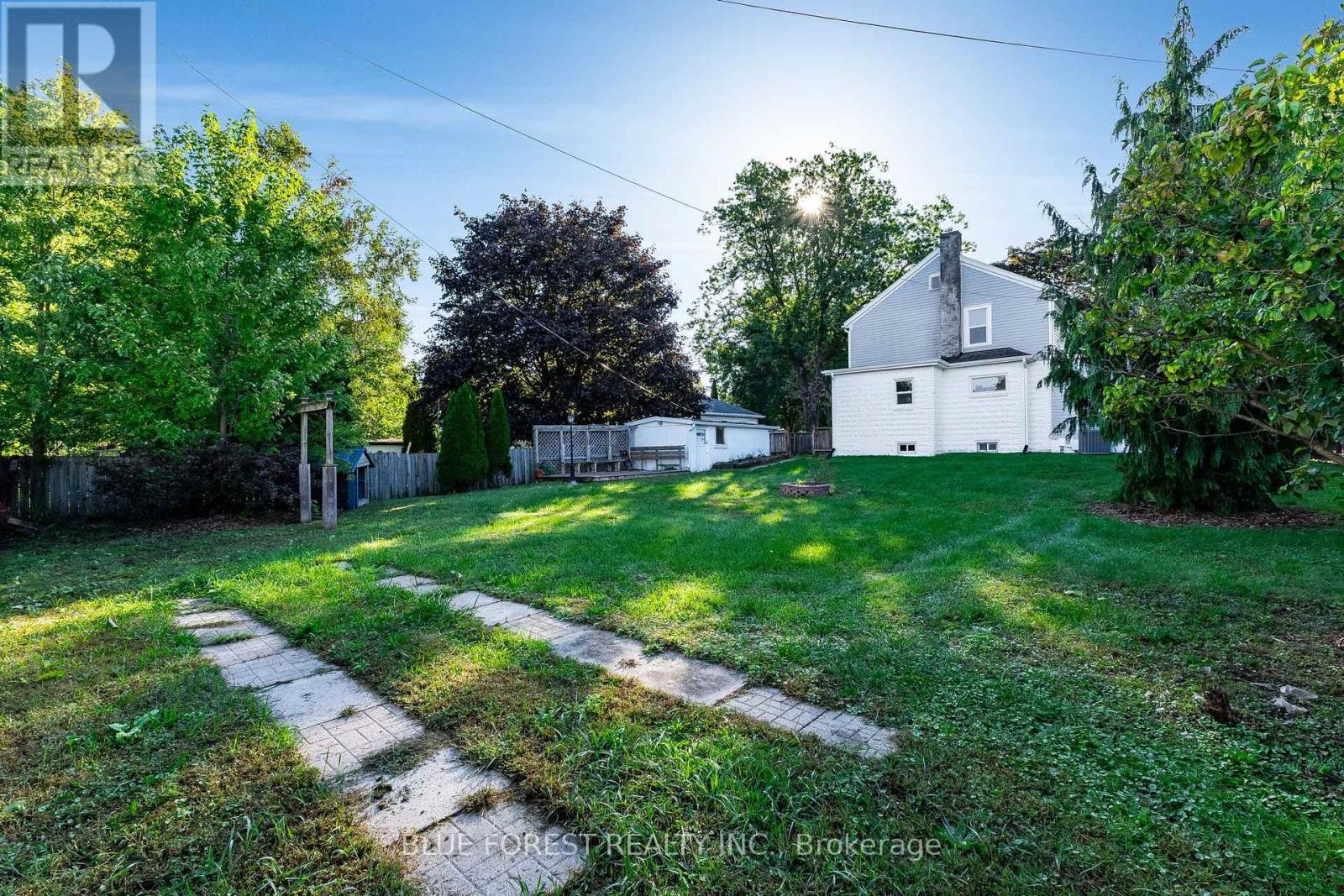 16 York Street E, Chatham-Kent, Ontario  N0P 2C0 - Photo 36 - X13813318
