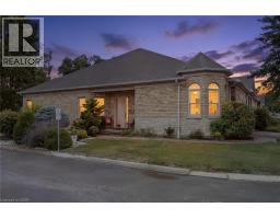 10 COBBLESTONE Drive Unit# 25, Paris, Ontario