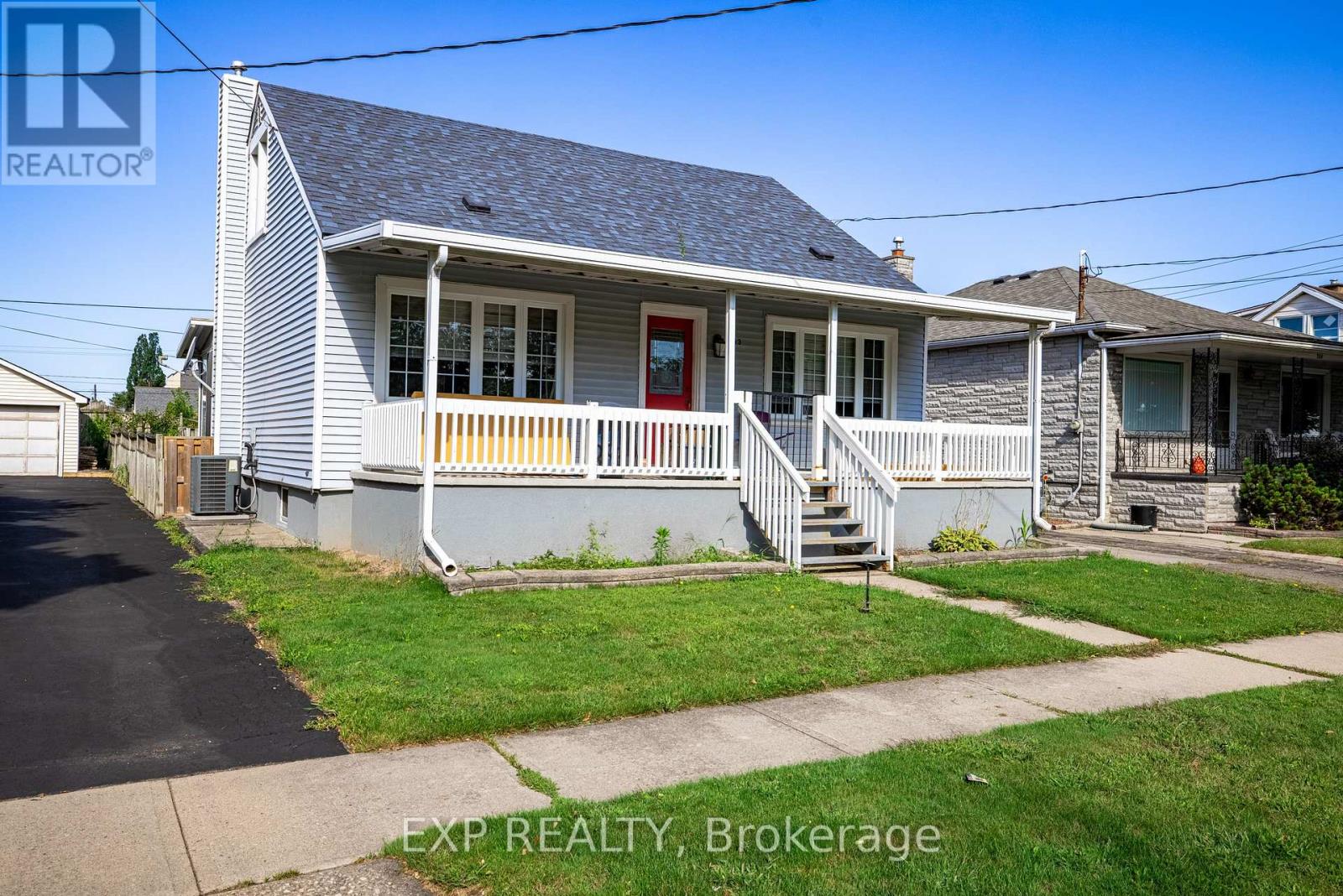 UPPER - 293 MCALPINE AVENUE S, Welland, Ontario