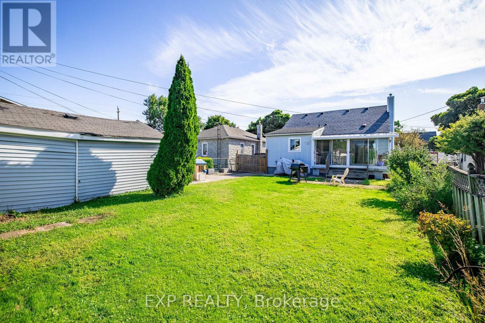 Upper - 293 Mcalpine Avenue S, Welland, Ontario  L3B 1V1 - Photo 2 - X13813256