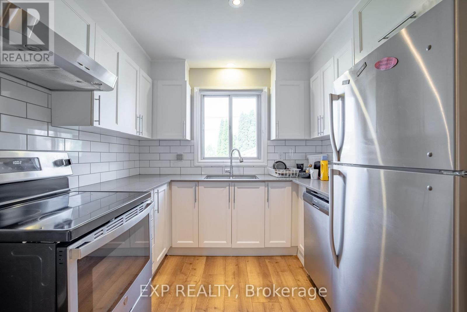 Upper - 293 Mcalpine Avenue S, Welland, Ontario  L3B 1V1 - Photo 9 - X13813256