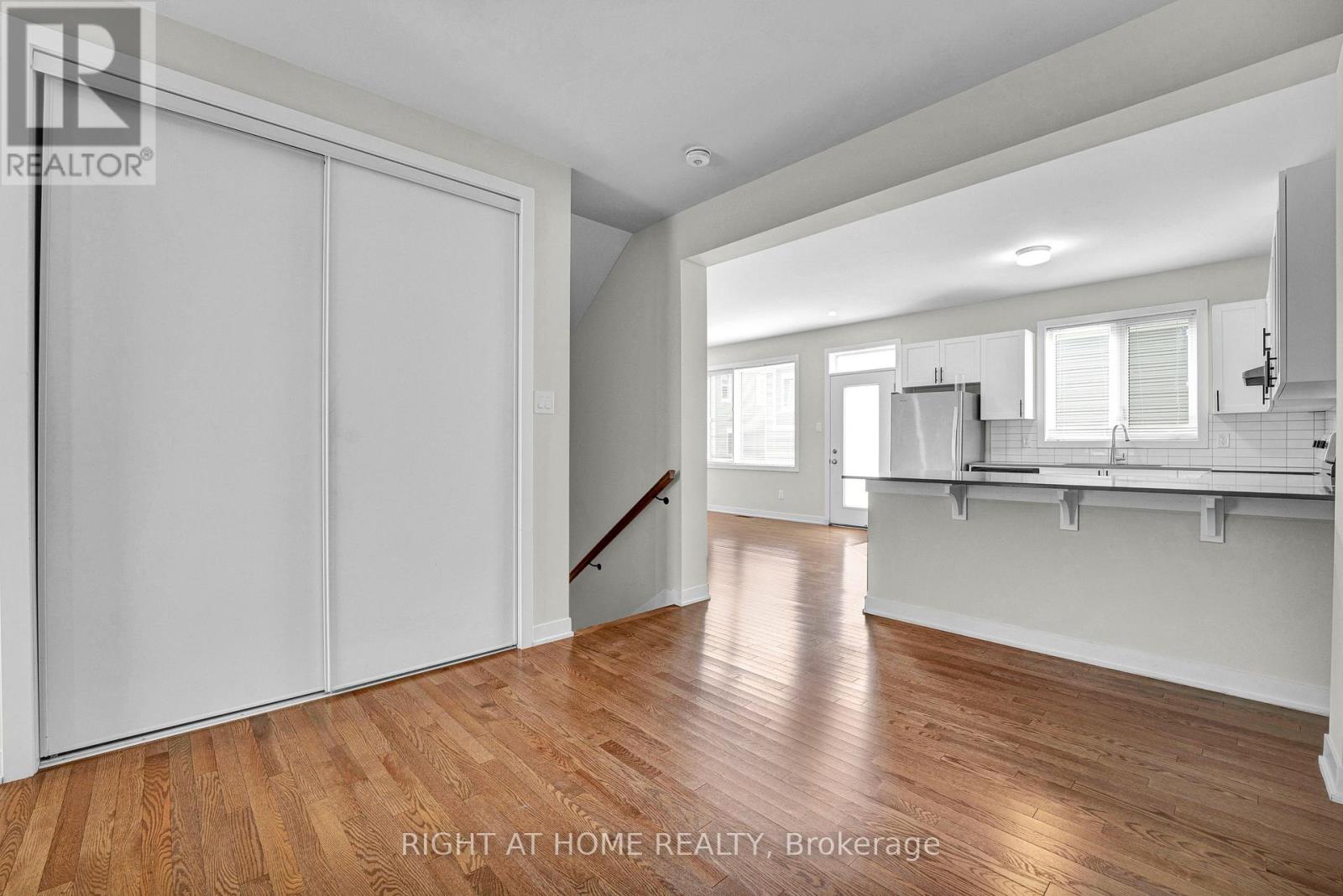 4146 Obsidian Street, Ottawa, Ontario  K2J 6X6 - Photo 7 - X13813050