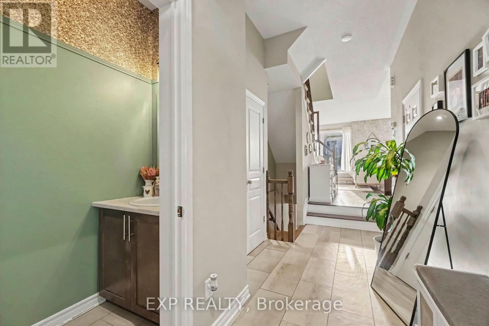 783 Brian Good Avenue, Ottawa, Ontario  K4M 0E3 - Photo 2 - X13813160