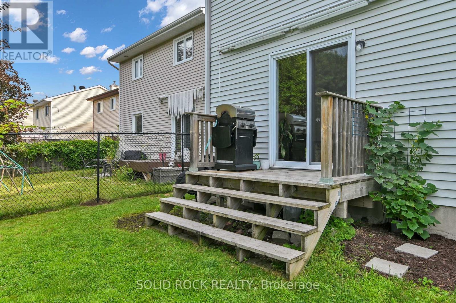 253 Cote-Royale Crescent, Ottawa, Ontario  K1E 3L4 - Photo 34 - X13813228