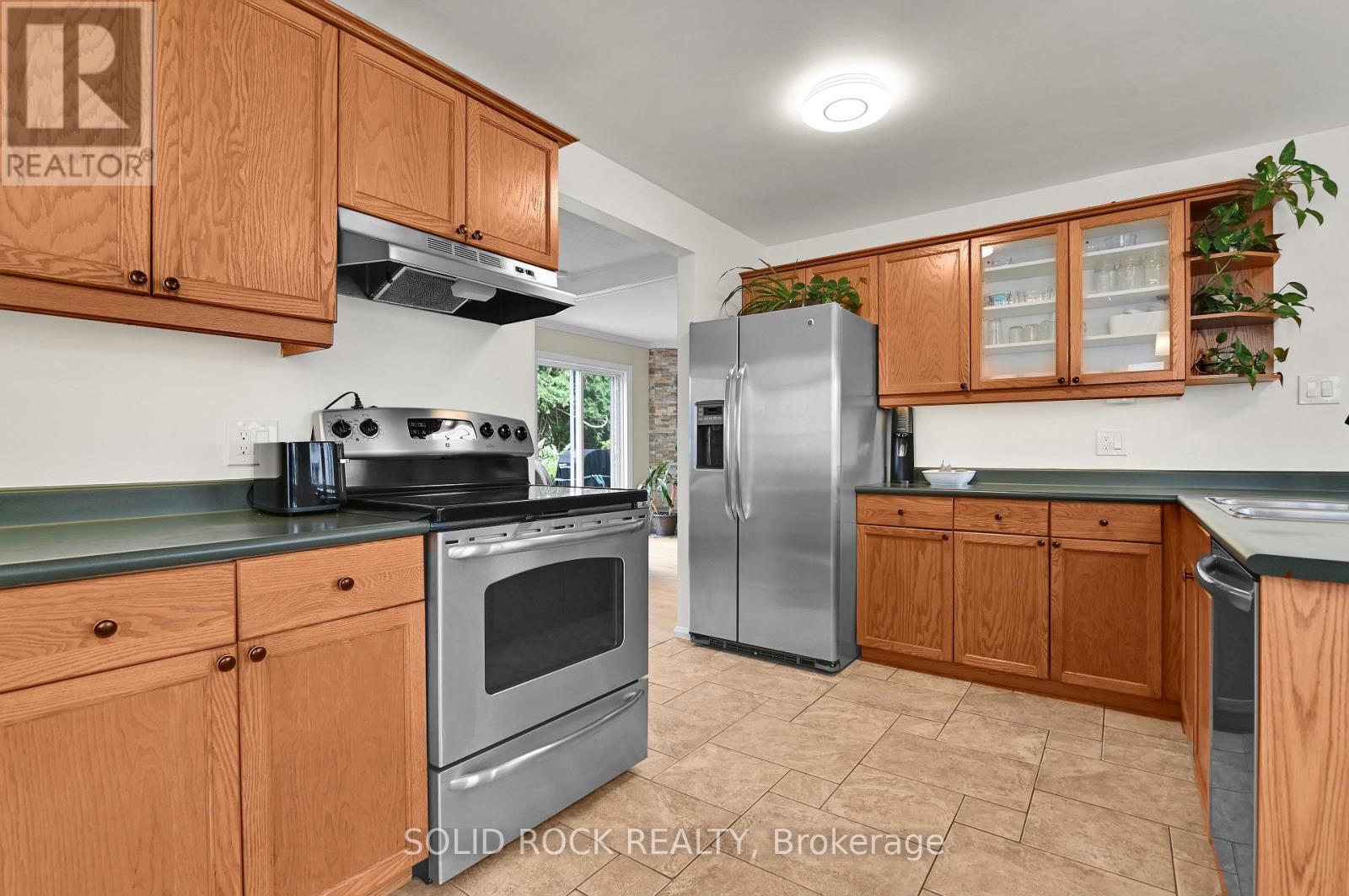 253 Cote-Royale Crescent, Ottawa, Ontario  K1E 3L4 - Photo 7 - X13813228