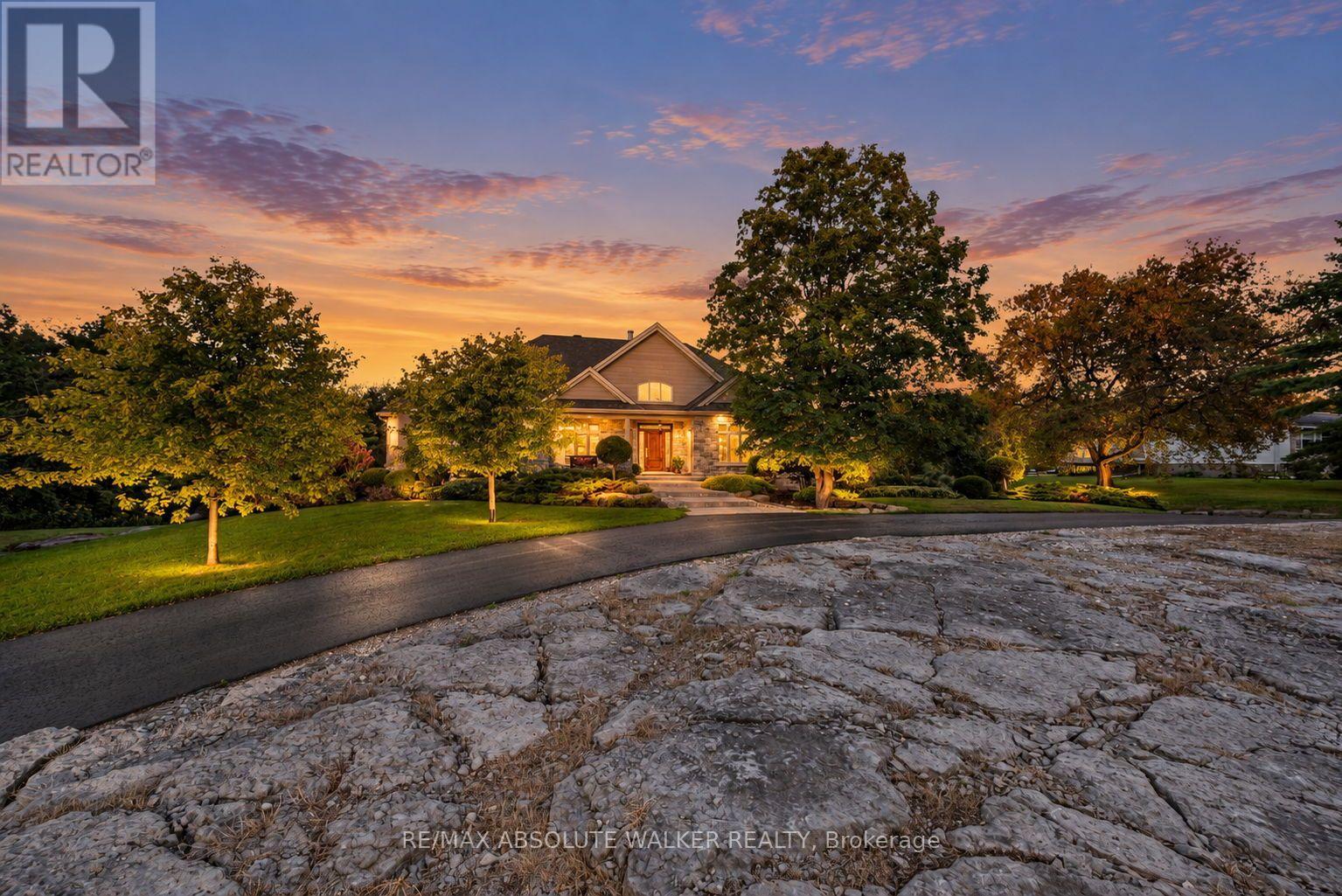 1565 DUNNING ROAD, Ottawa, Ontario