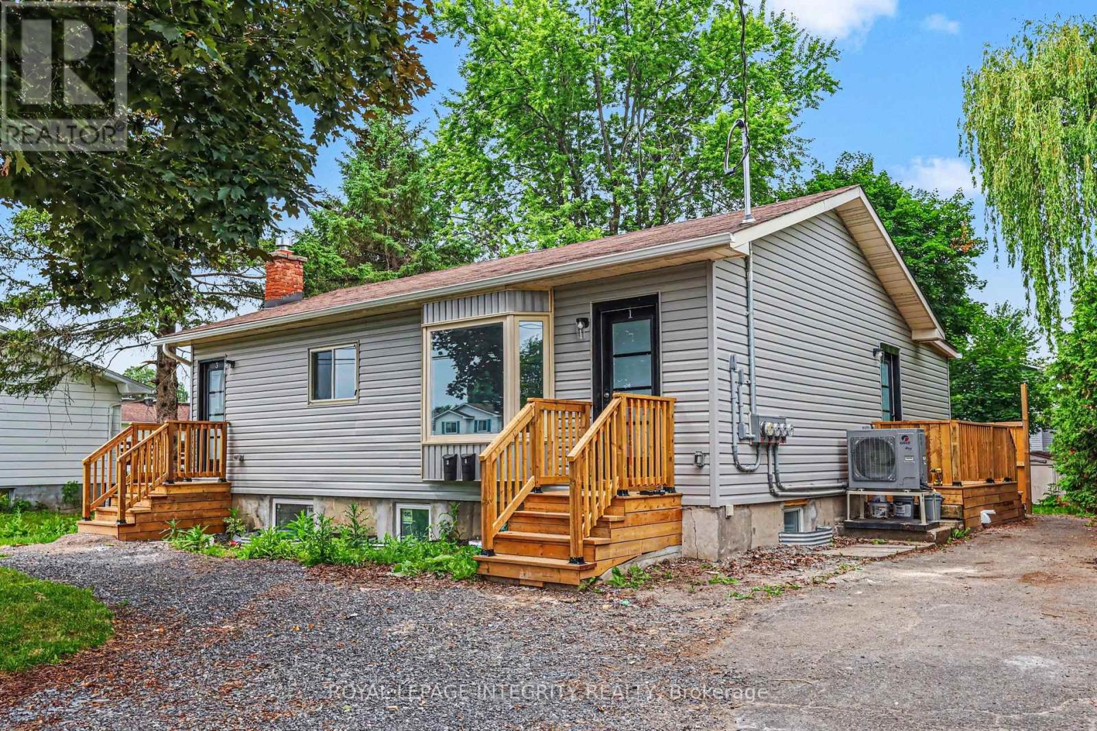 1 - 1936 Belcourt Boulevard, Ottawa, Ontario  K1C 1M5 - Photo 2 - X13813308