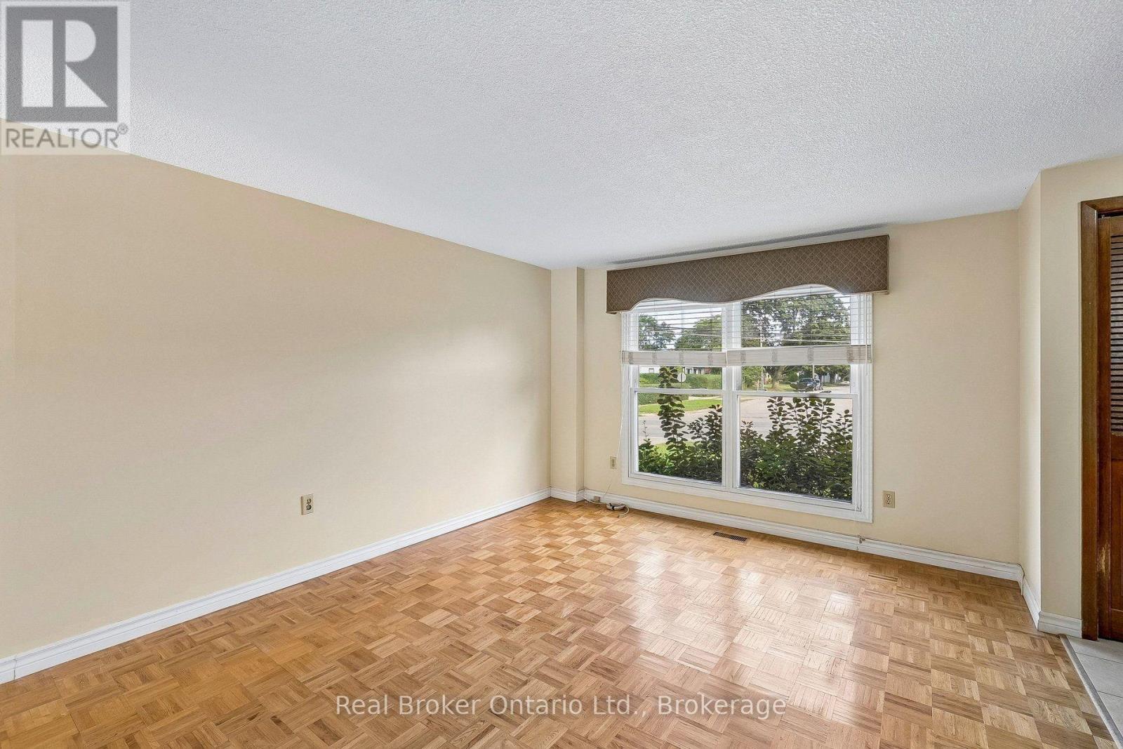 1/2 - 310 Linwell Road, St. Catharines, Ontario  L2N 1T3 - Photo 11 - X13813120