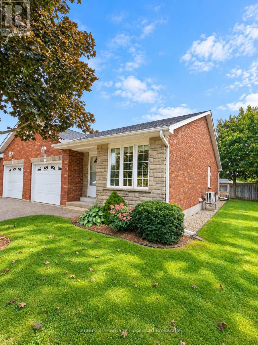 28 - 928 Lorene Street, Woodstock, Ontario  N4S 5N8 - Photo 2 - X13812982
