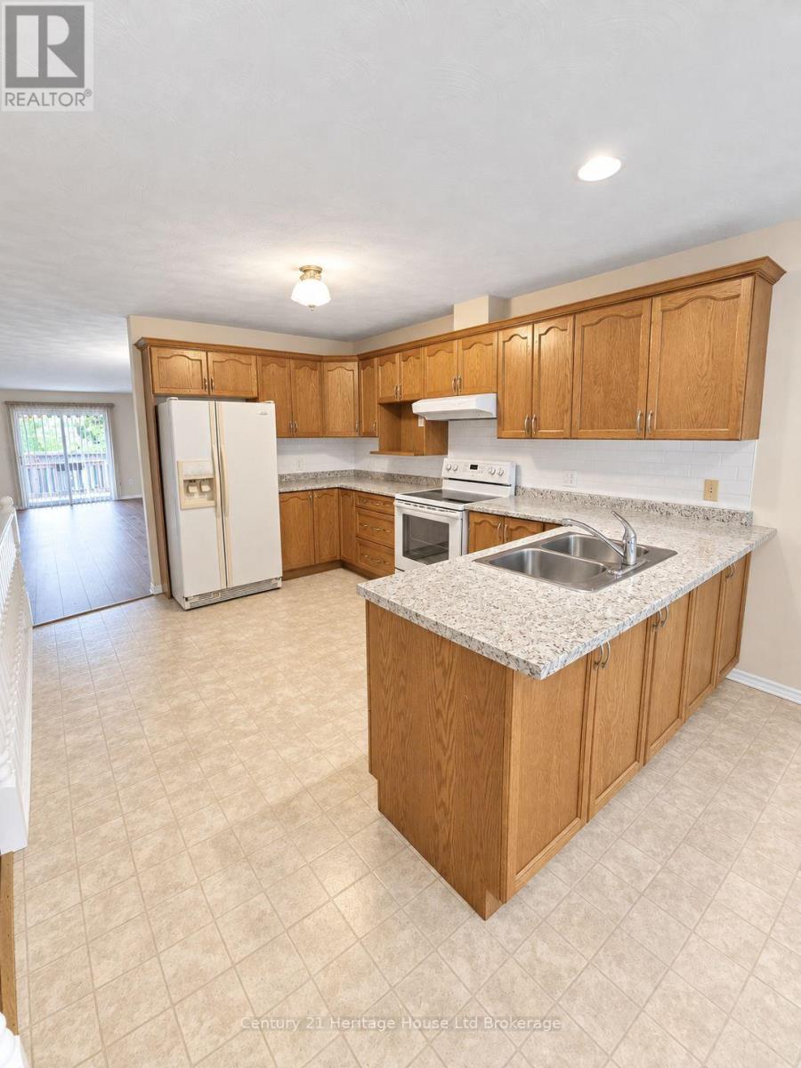 28 - 928 Lorene Street, Woodstock, Ontario  N4S 5N8 - Photo 7 - X13812982
