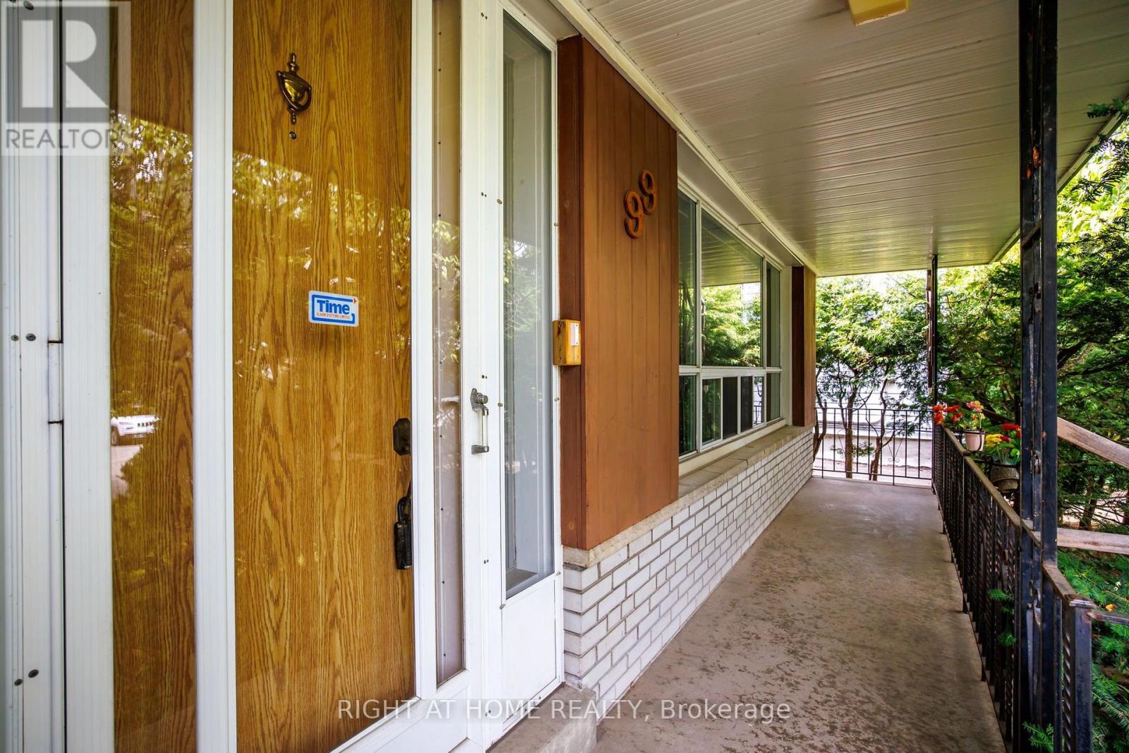 99 Elmhurst Avenue, Toronto, Ontario  M2N 1R7 - Photo 5 - C13812942