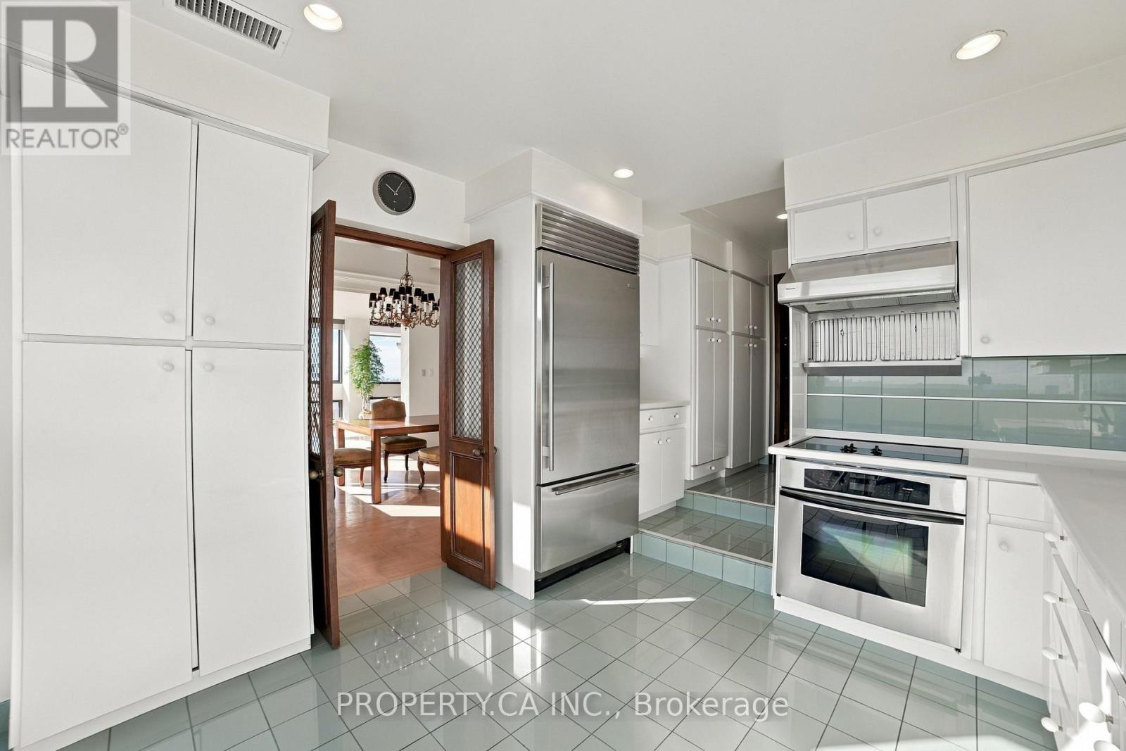 1402 - 150 Heath Street, Toronto, Ontario M4V 2Y4 - Photo 13 - C13812994