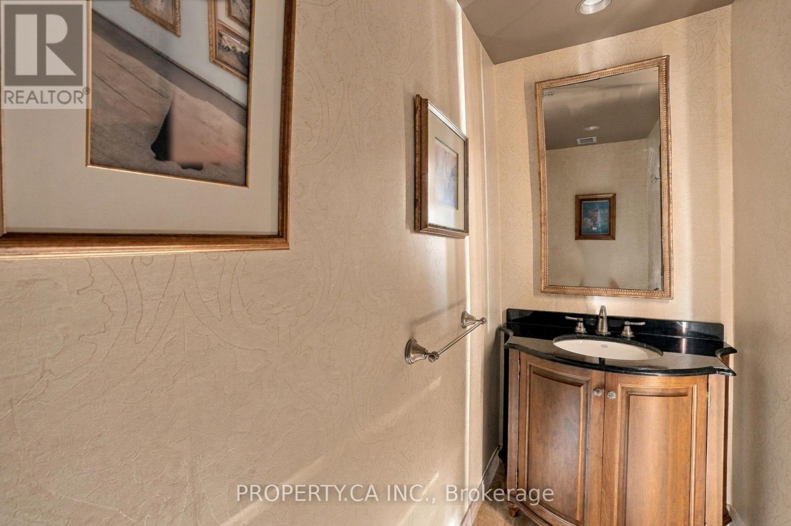 1402 - 150 Heath Street, Toronto, Ontario M4V 2Y4 - Photo 29 - C13812994