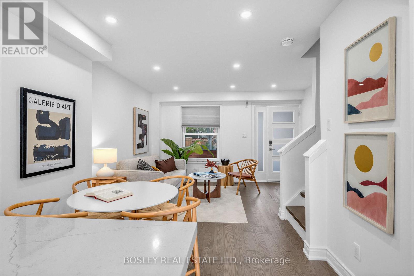 153 Lambertlodge Avenue, Toronto, Ontario  M6G 3X4 - Photo 10 - C13813094