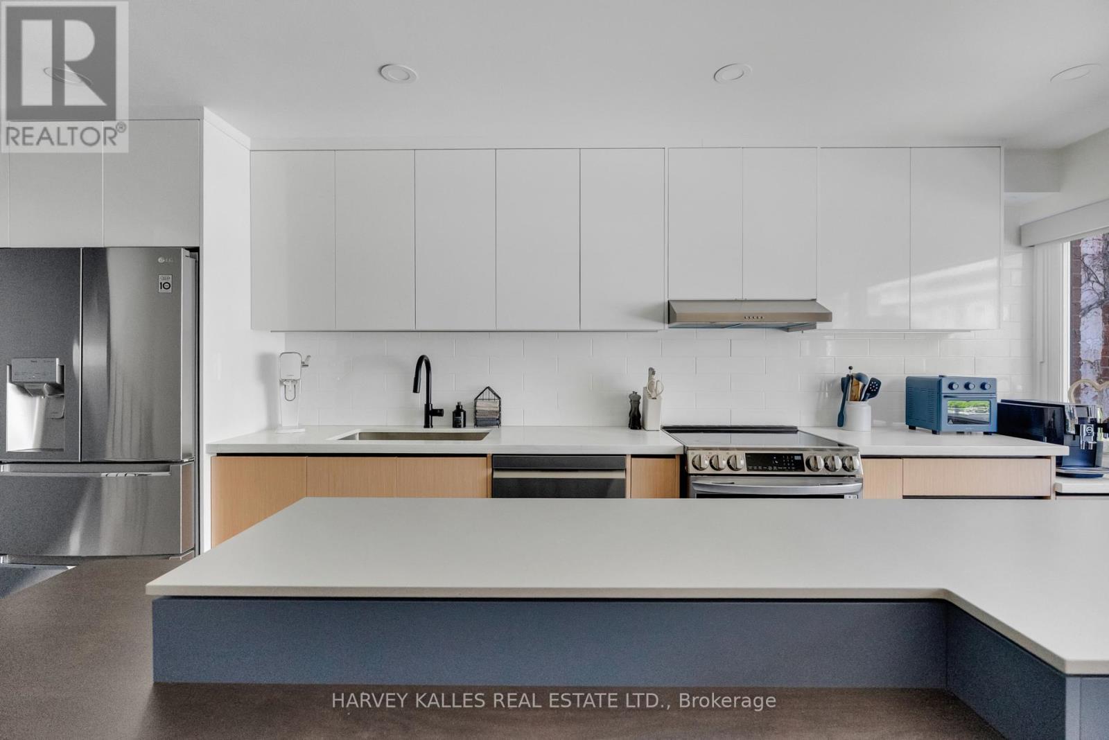 49 Granby Street, Toronto, Ontario  M5B 1H8 - Photo 28 - C13813114