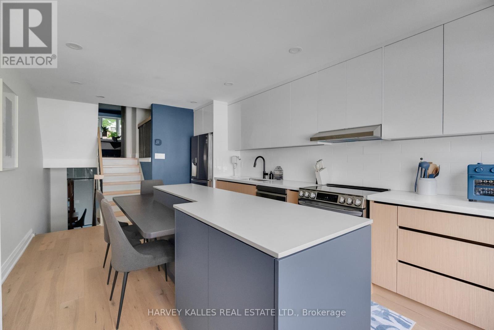 49 Granby Street, Toronto, Ontario  M5B 1H8 - Photo 29 - C13813114