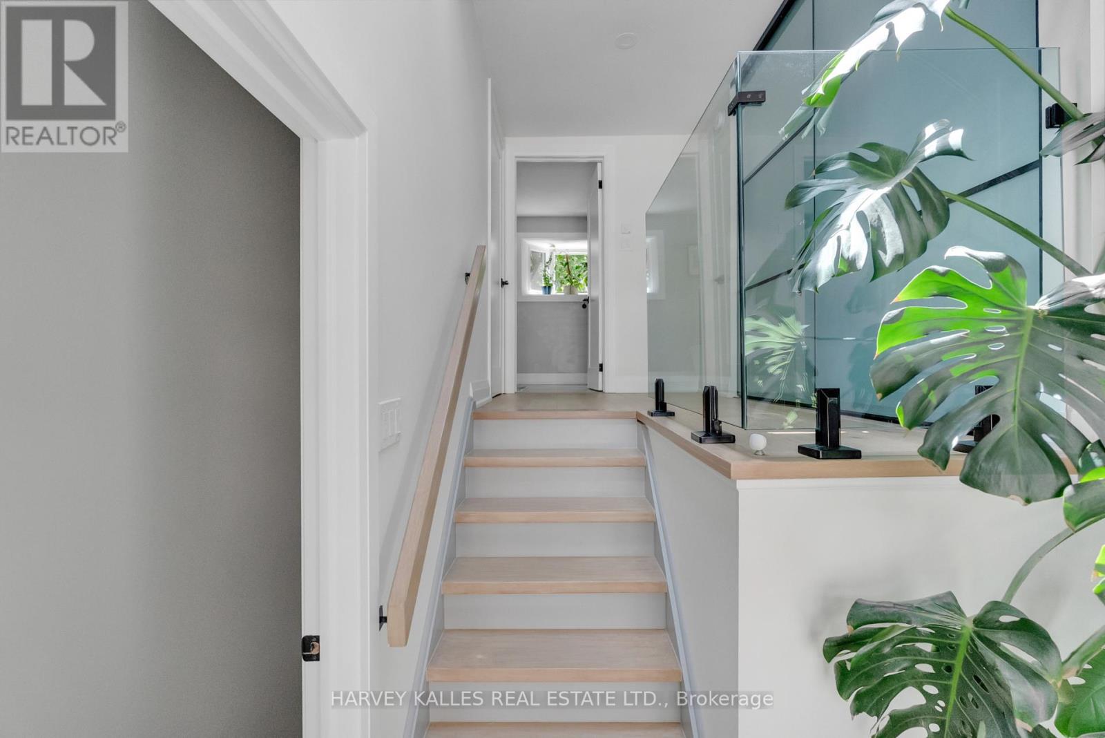 49 Granby Street, Toronto, Ontario  M5B 1H8 - Photo 42 - C13813114