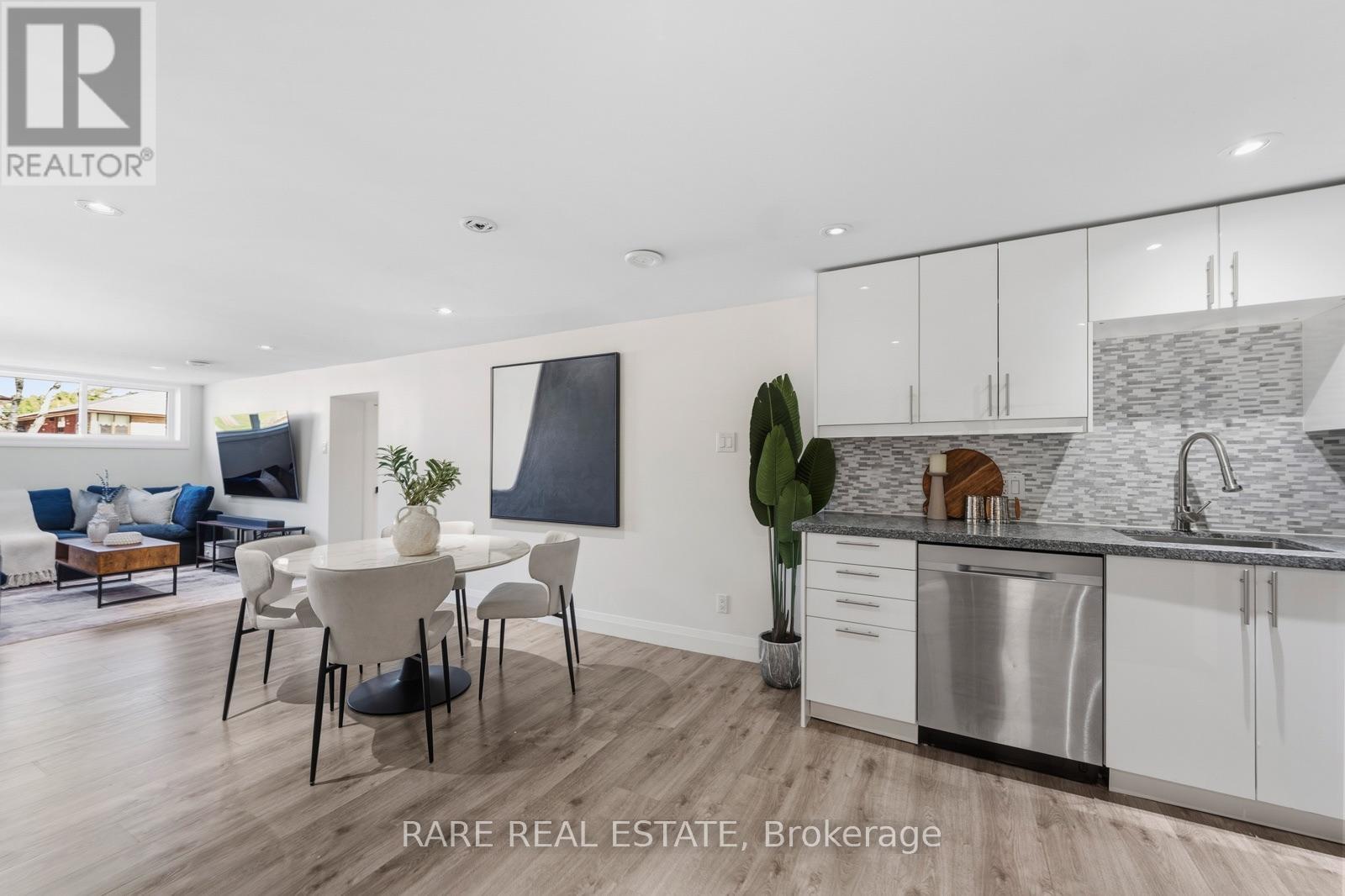 35 Kennard Avenue, Toronto, Ontario M3H 4M2 - Photo 23 - C13813122