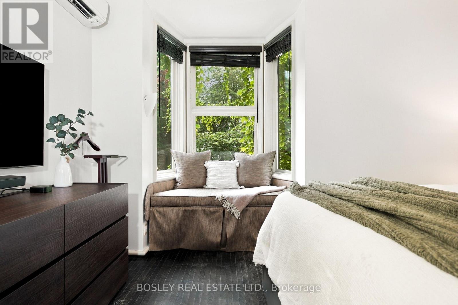 33a Henry Street, Toronto, Ontario  M5T 1W9 - Photo 25 - C13813136