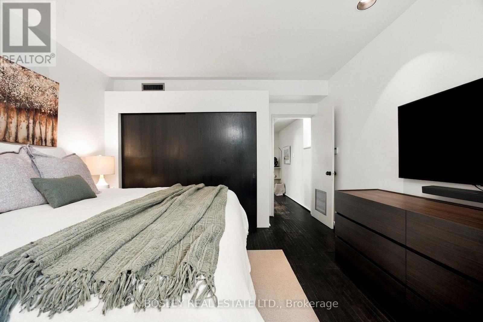 33a Henry Street, Toronto, Ontario  M5T 1W9 - Photo 26 - C13813136