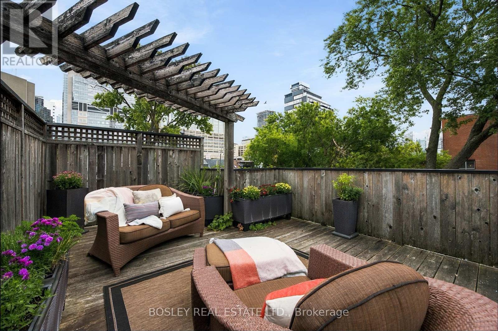 33a Henry Street, Toronto, Ontario  M5T 1W9 - Photo 35 - C13813136