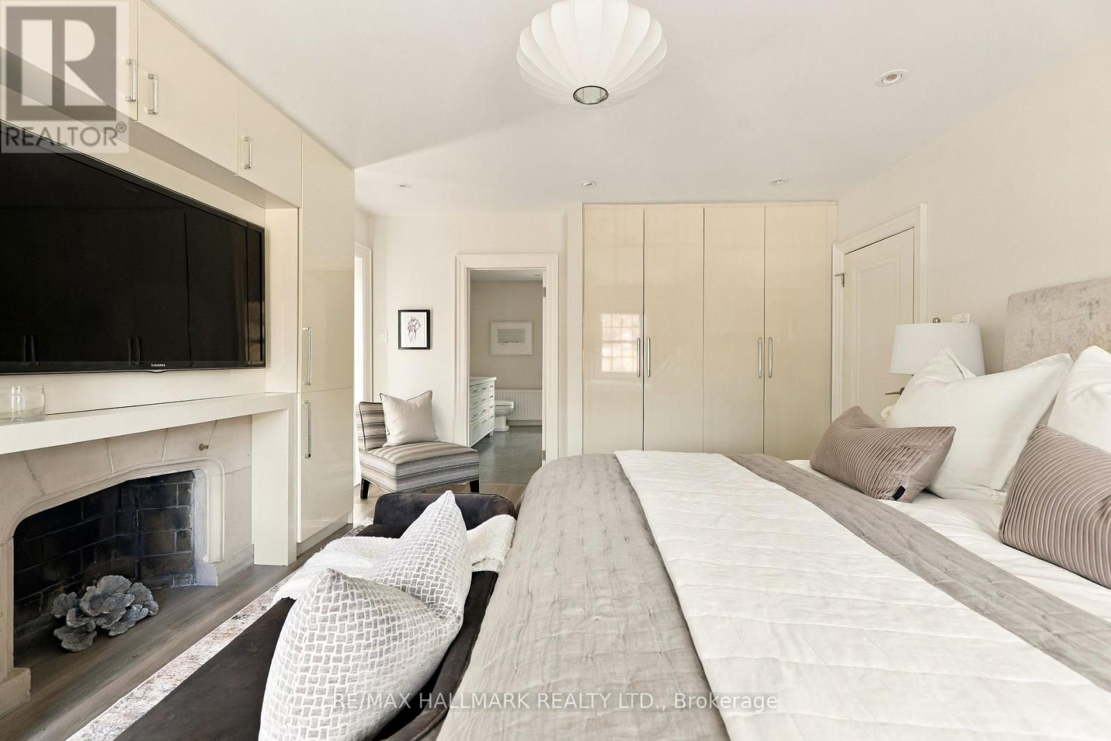 150 Glen Cedar Road, Toronto, Ontario  M6C 3G5 - Photo 22 - C13813214