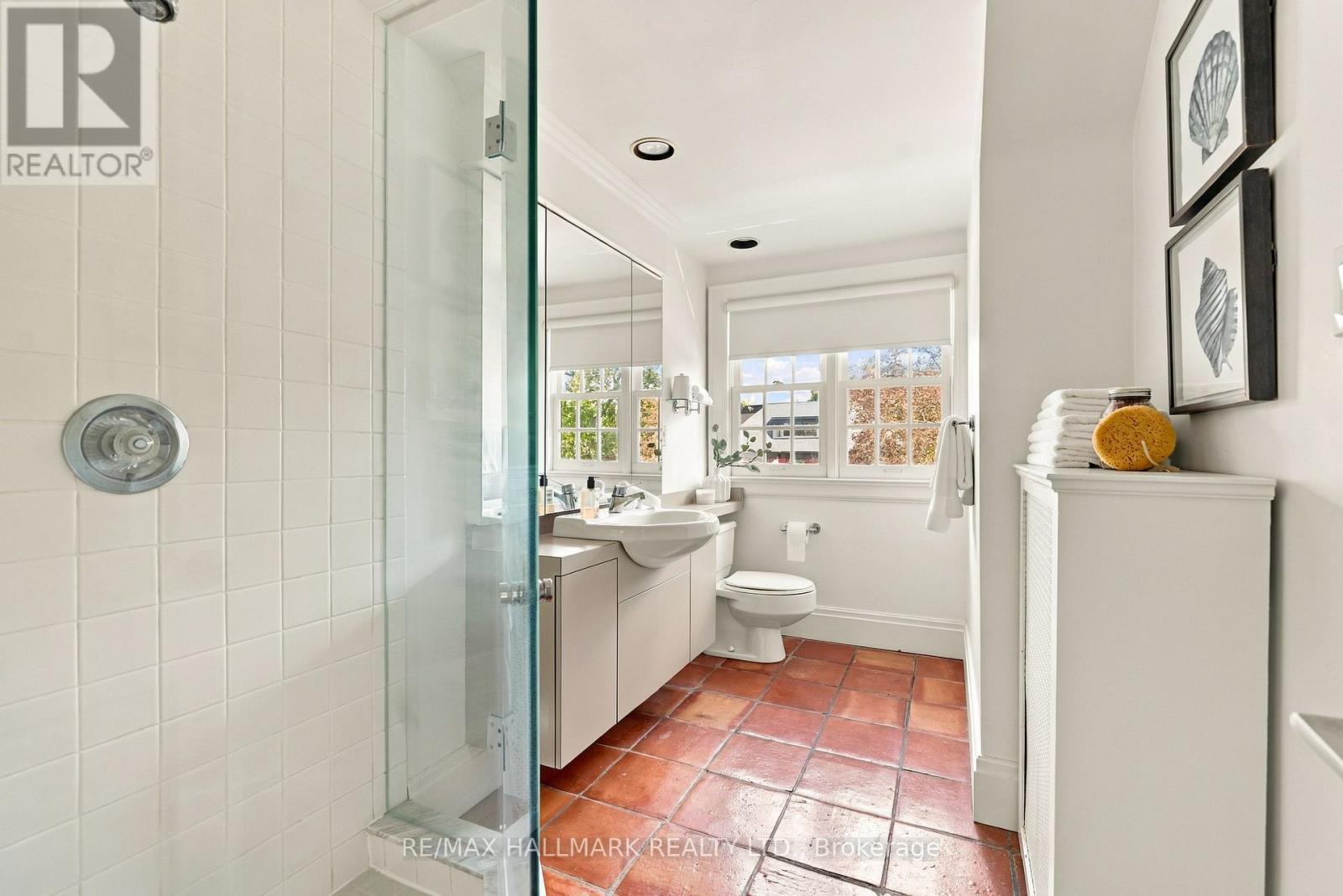 150 Glen Cedar Road, Toronto, Ontario  M6C 3G5 - Photo 34 - C13813214