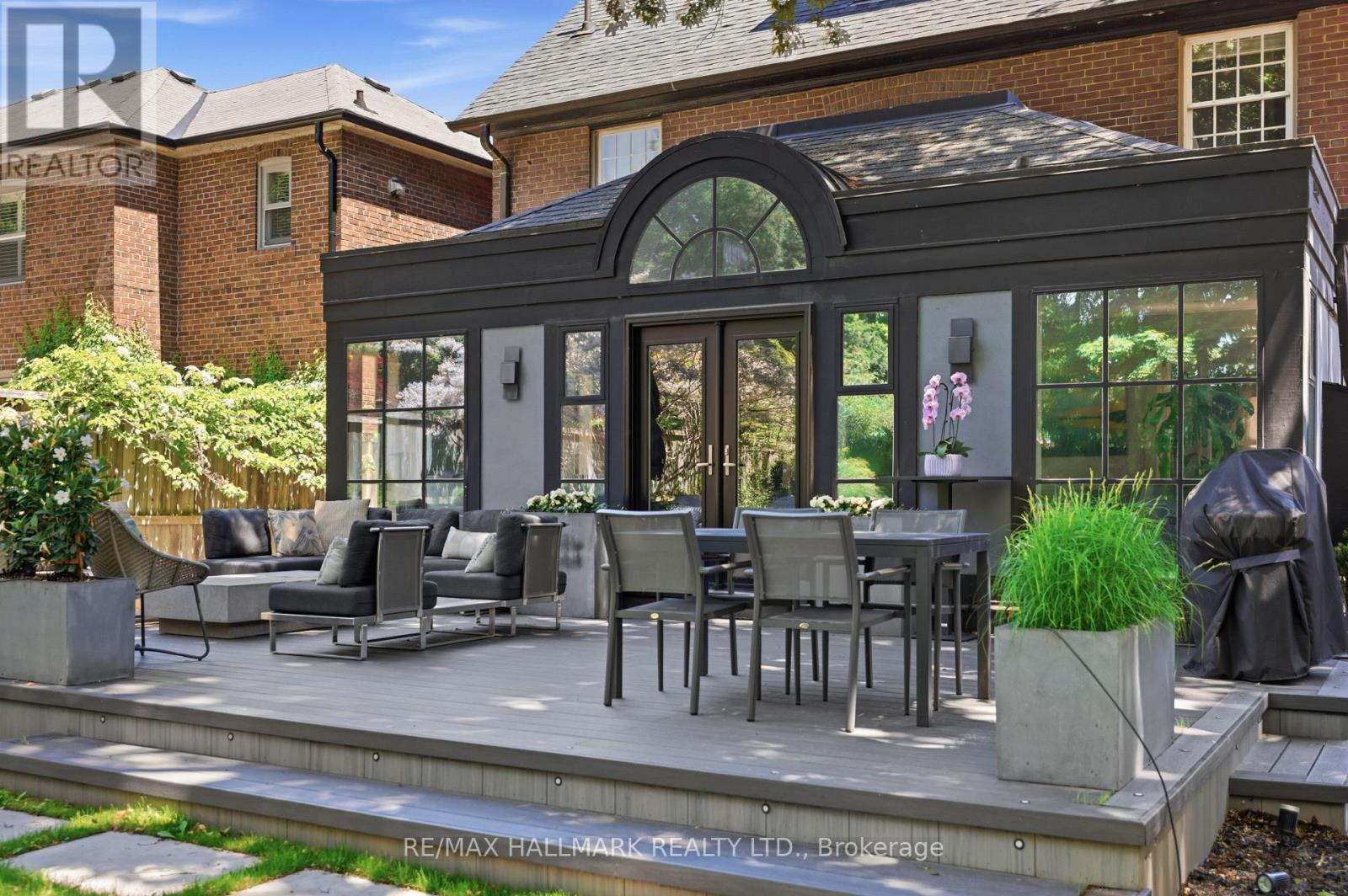 150 Glen Cedar Road, Toronto, Ontario  M6C 3G5 - Photo 39 - C13813214