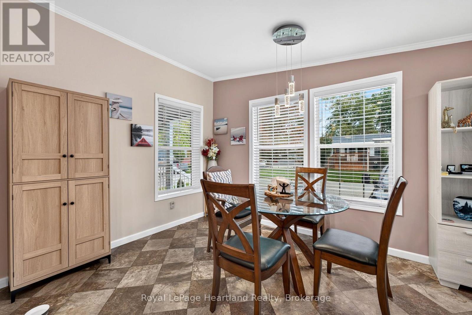 24 Kellestine Drive, Strathroy-Caradoc, Ontario  N7G 0C5 - Photo 16 - X13813288