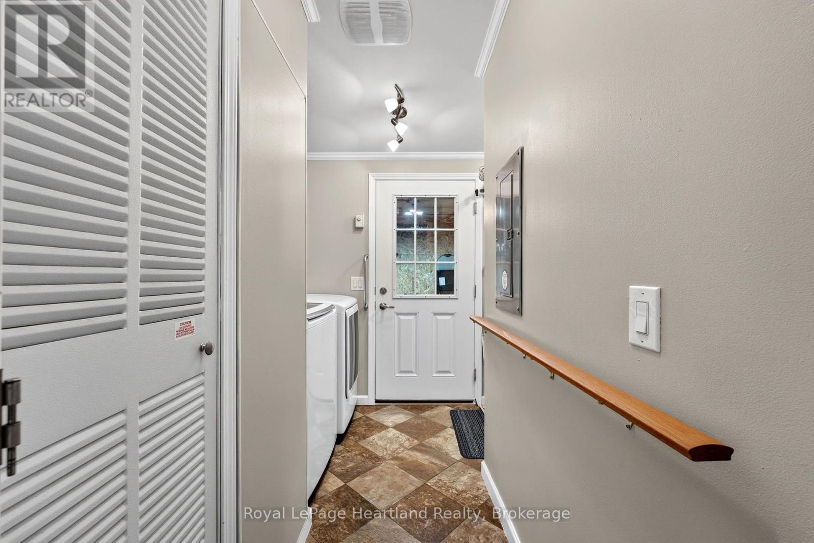 24 Kellestine Drive, Strathroy-Caradoc, Ontario  N7G 0C5 - Photo 30 - X13813288