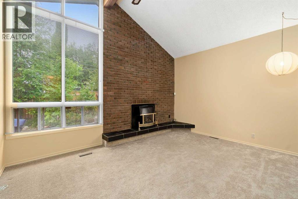 4015 14A Street SW photo 13