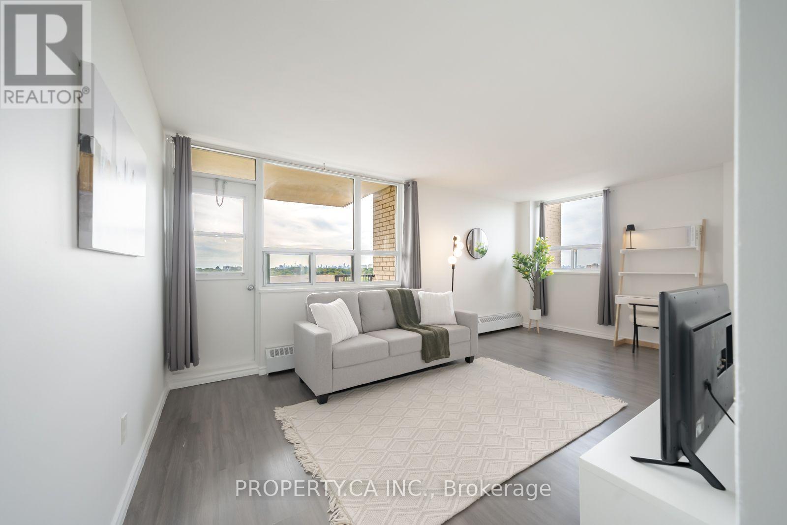 1111 - 3311 Kingston Road, Toronto, Ontario  M1M 1R1 - Photo 2 - E13813020