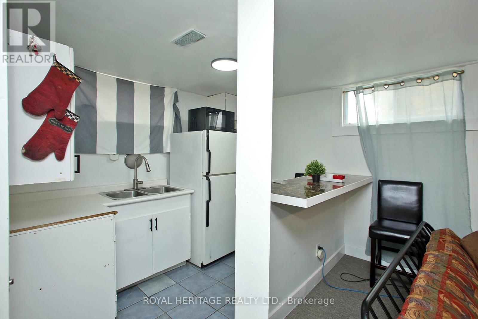 4 Brantwood Drive, Toronto, Ontario  M1H 2G6 - Photo 29 - E13813070