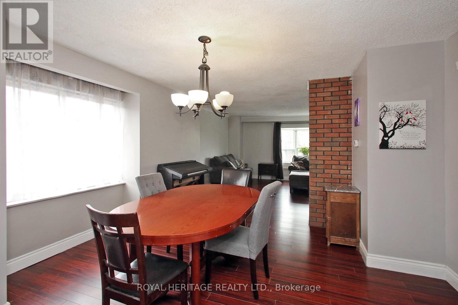 4 Brantwood Drive, Toronto, Ontario  M1H 2G6 - Photo 9 - E13813070