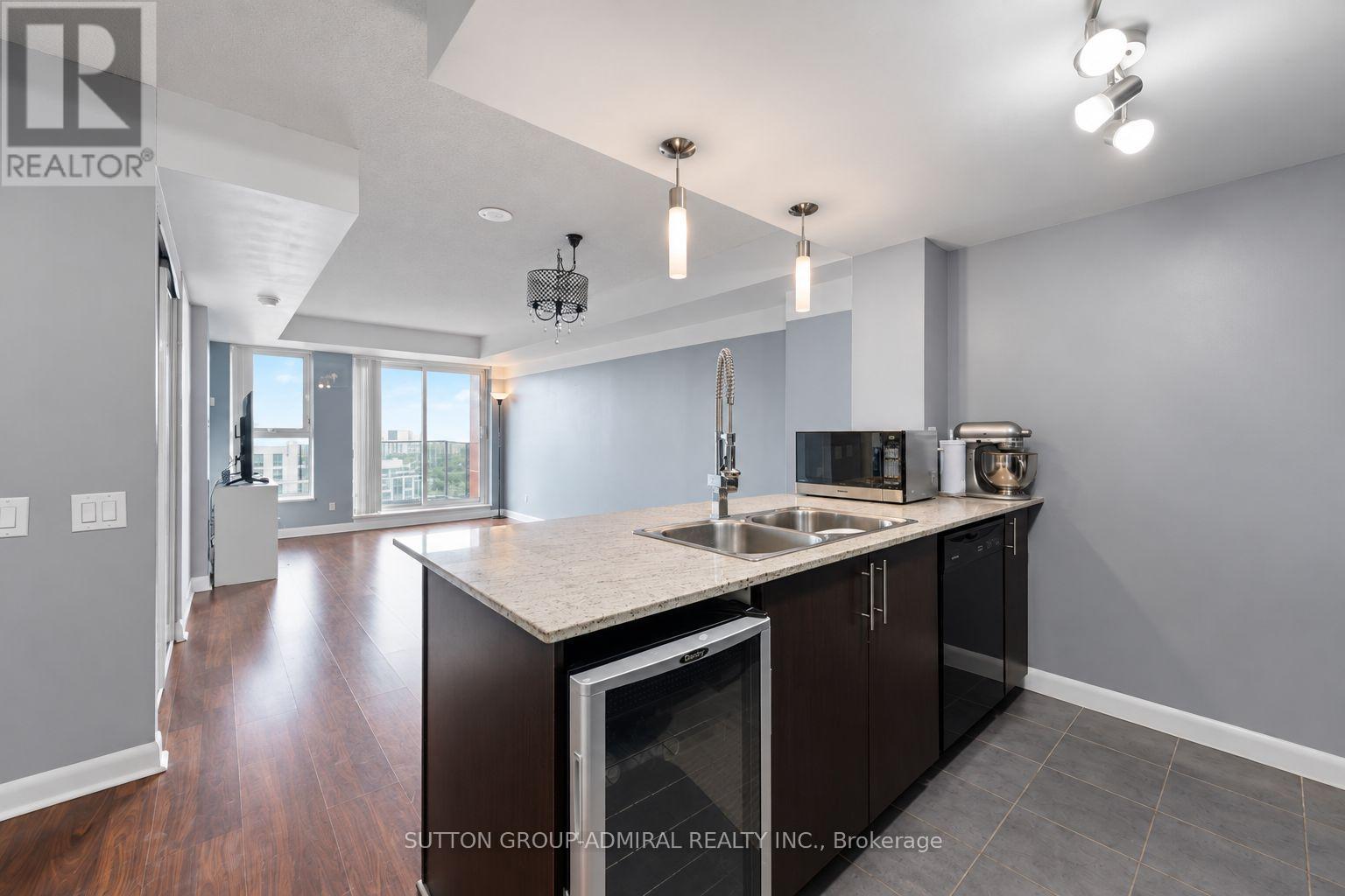 3203 - 25 TOWN CENTRE COURT, Toronto, Ontario