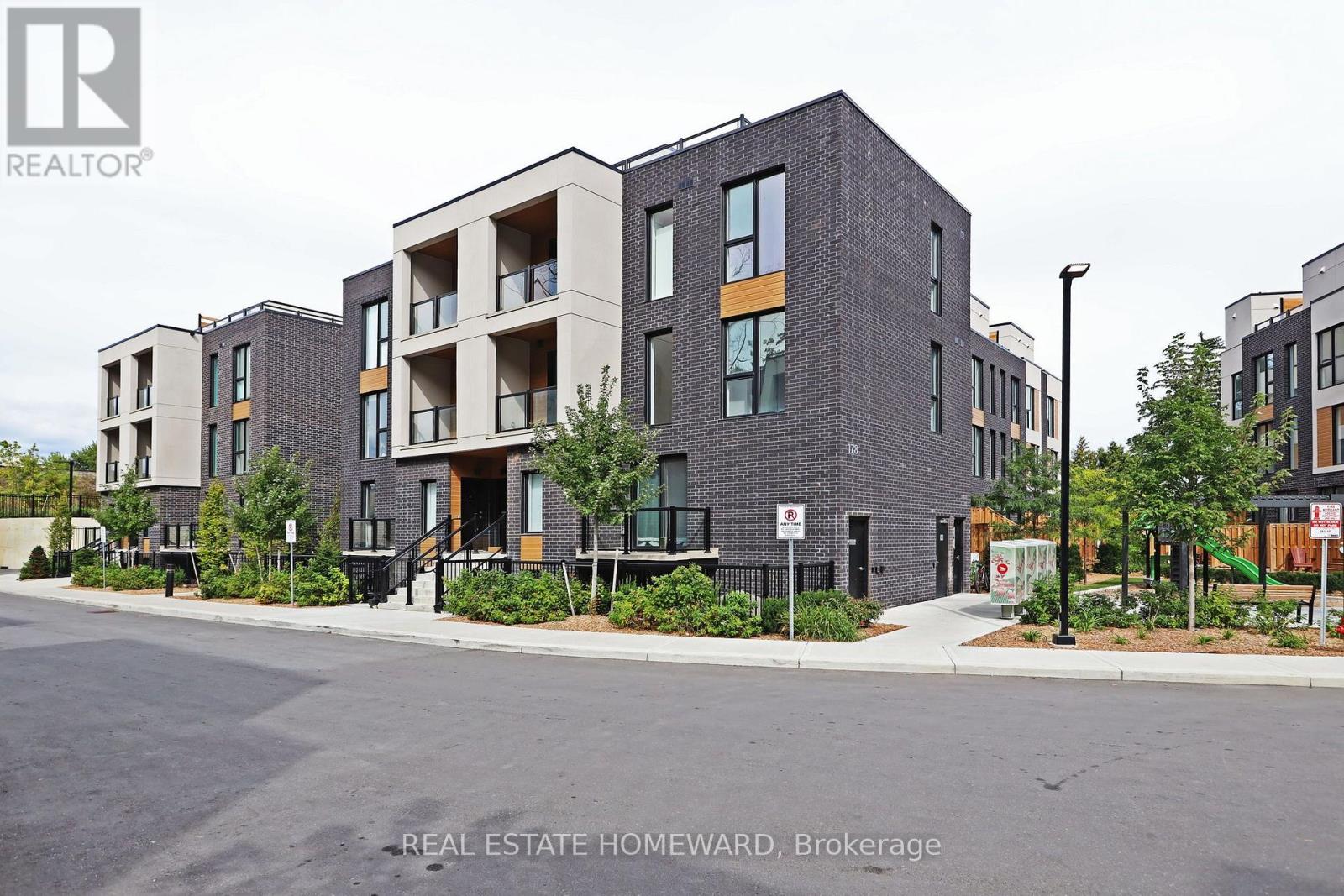 16 - 178 CLONMORE DRIVE, Toronto, Ontario