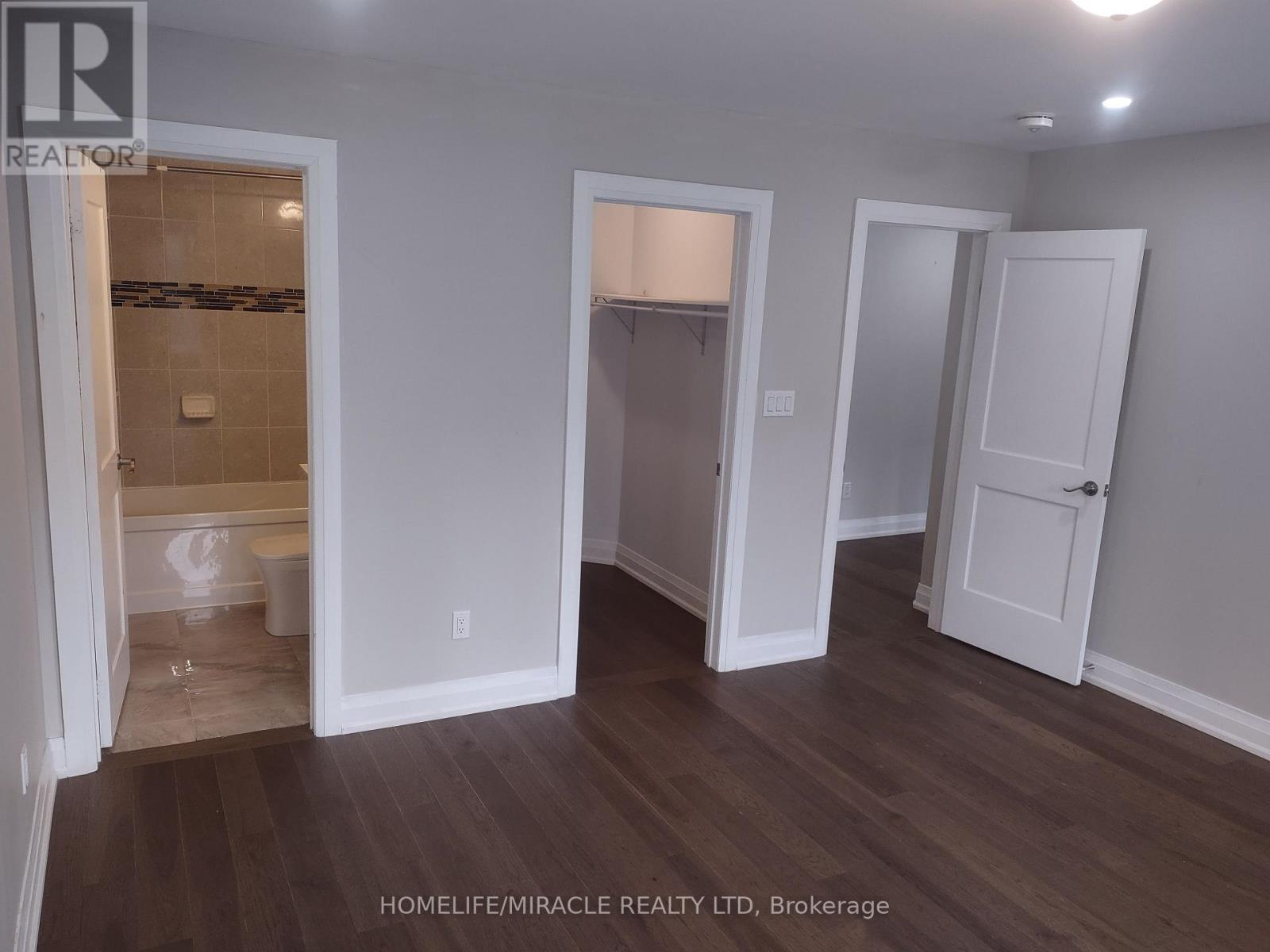 688b Midland Avenue, Toronto, Ontario  M1K 4C6 - Photo 12 - E13813234