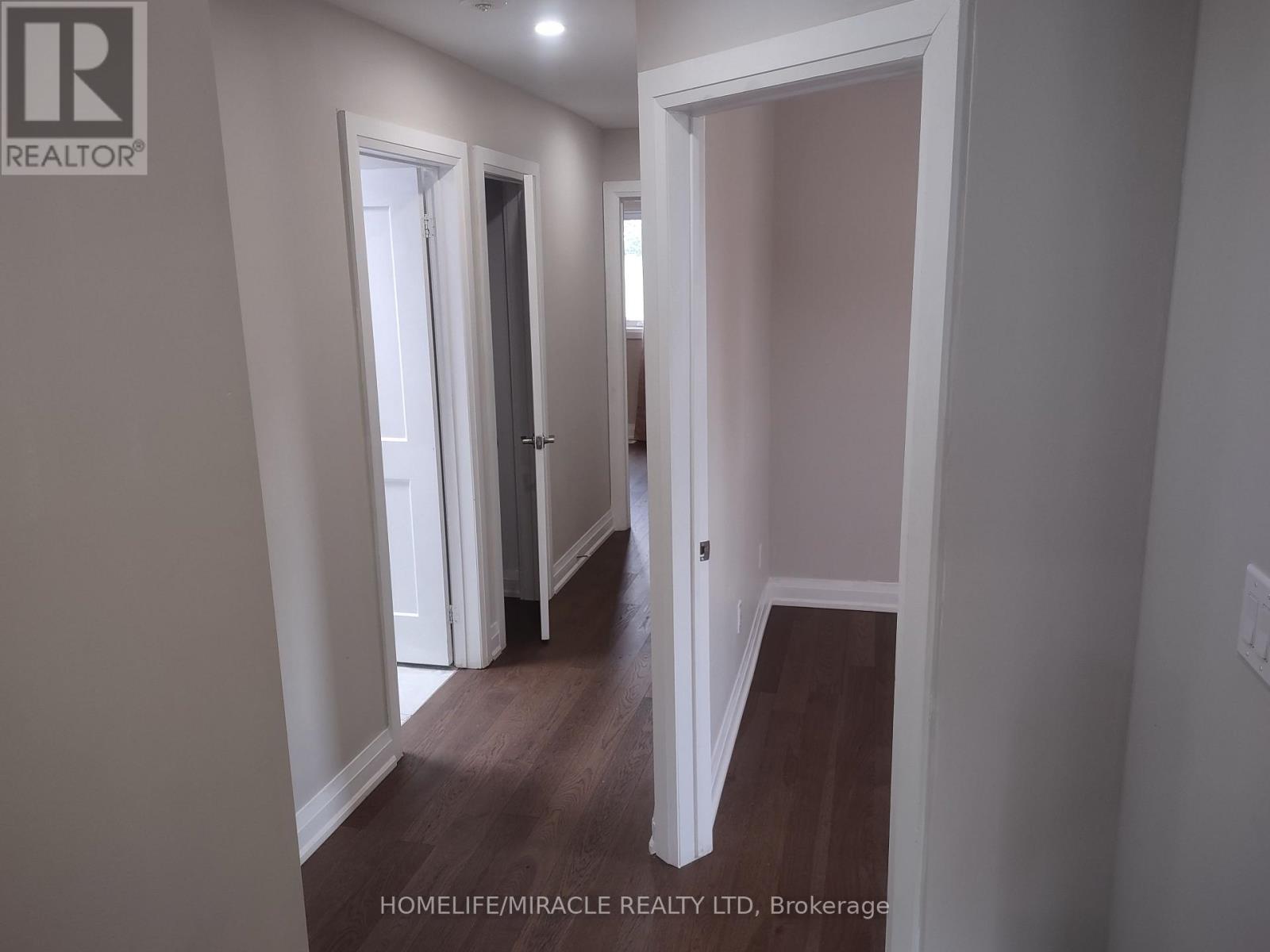 688b Midland Avenue, Toronto, Ontario  M1K 4C6 - Photo 13 - E13813234
