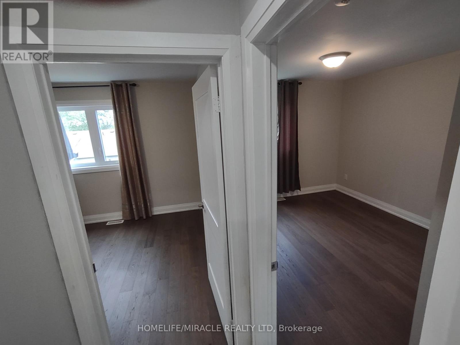 688b Midland Avenue, Toronto, Ontario  M1K 4C6 - Photo 16 - E13813234