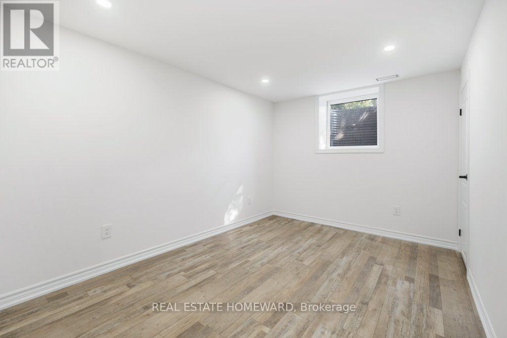 Ground - 1917 Bonnymede Drive, Mississauga, Ontario  L5J 1E2 - Photo 18 - W13812634
